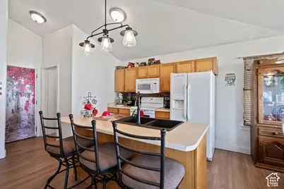 1614 Seneca Dr, Roy, UT 84067 - Photo 7