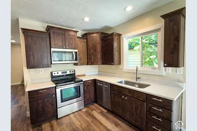 1065 W Euclid Ave S, Salt Lake City, UT 84104 - Photo 7