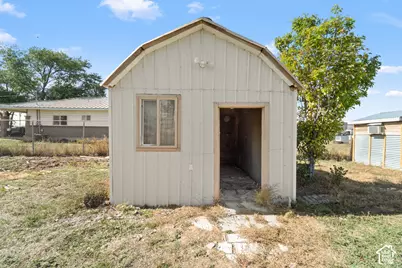9860 W 10400 N, Tremonton, UT 84337 - Photo 33