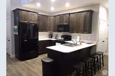 1677 N Main St #48, Cedar City, UT 84721 - Photo 1