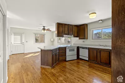 685 E Chelsea Dr S, Bountiful, UT 84010 - Photo 25
