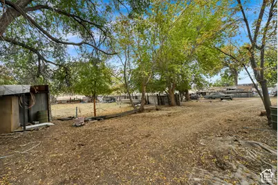 7981 S Temple Dr W, West Jordan, UT 84088 - Photo 23