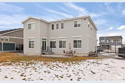 143 E Shorewood Dr, Saratoga Springs, UT 84045 - Photo 3