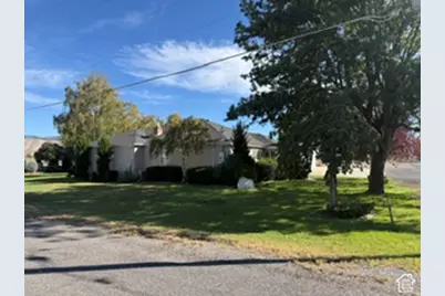 305 S 100 E, Redmond, UT 84652 - Photo 1