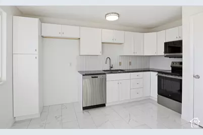 3310 S Gertrude Dr, Magna, UT 84044 - Photo 7