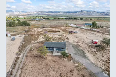 361 S 790 W, Aurora, UT 84620 - Photo 7