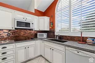 3083 W 7670 S, West Jordan, UT 84084 - Photo 9