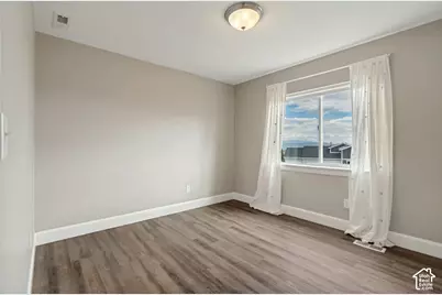 6504 W Thistle Ridge Cv, West Jordan, UT 84081 - Photo 17
