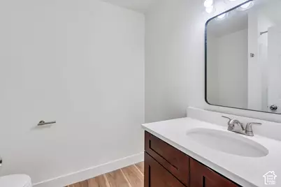150 E 600 N #18, Kaysville, UT 84037 - Photo 5