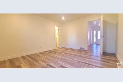 150 E 600 N #18, Kaysville, UT 84037 - Photo 13
