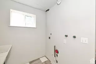 6257 W 3570 S, West Valley, UT 84128 - Photo 27