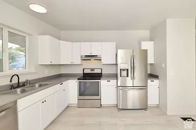 6257 W 3570 S, West Valley, UT 84128 - Photo 9