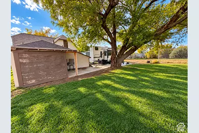 63 N 300 W, Huntington, UT 84528 - Photo 25