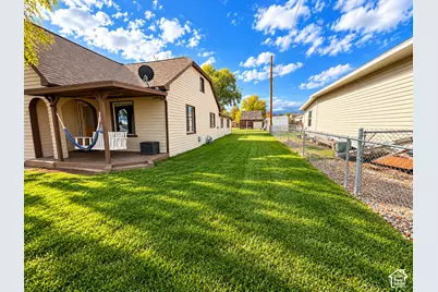 63 N 300 W, Huntington, UT 84528 - Photo 23