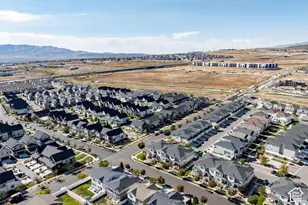 2490 N Cormac Pl W, Lehi, UT 84048 - Photo 37