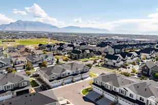 2490 N Cormac Pl W, Lehi, UT 84048 - Photo 33