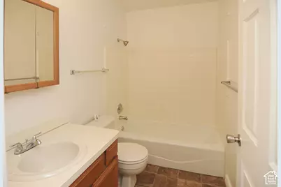 2140 W 5600 S #42, Roy, UT 84067 - Photo 11