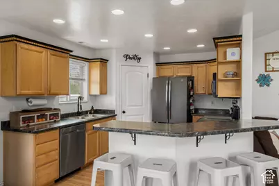 2444 N Sierra Dr, Eden, UT 84310 - Photo 7
