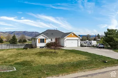 2444 N Sierra Dr, Eden, UT 84310 - Photo 33