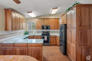 3010 W 12130 S, Riverton, UT 84065 - Photo 5
