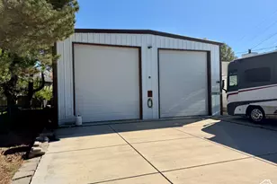 951 S 1100 W, Lehi, UT 84043 - Photo 5