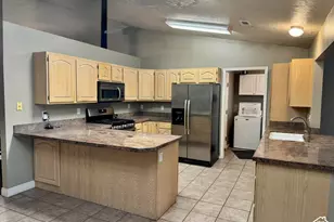 951 S 1100 W, Lehi, UT 84043 - Photo 15