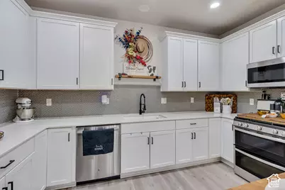 6207 W Birch Rd S, South Jordan, UT 84009 - Photo 3