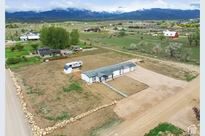 926 N 400 E, Spring City, UT 84662 - Photo 3