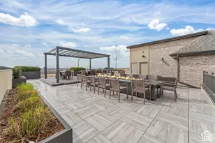 2340 E Phylden Dr S, Holladay, UT 84117 - Photo 23