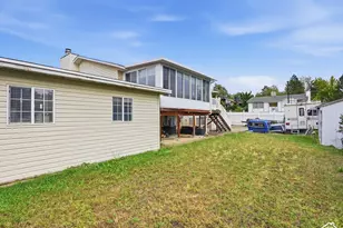 2496 E Woodthrush Dr, Sandy, UT 84093 - Photo 5