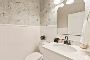 3672 E Barton Dr, Eagle Mountain, UT 84005 - Photo 19