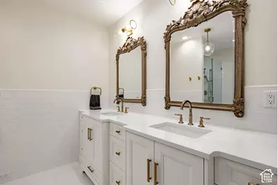 2590 E Olympus Dr S, Holladay, UT 84124 - Photo 43