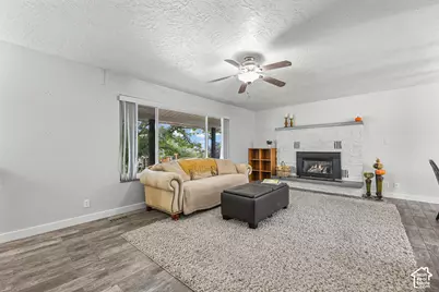 625 S 1250 St E, Pleasant Grove, UT 84062 - Photo 3