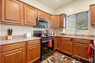423 E 640 S, Vernal, UT 84078 - Photo 9