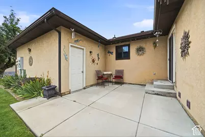 809 E Golden Field Way, Sandy, UT 84094 - Photo 27