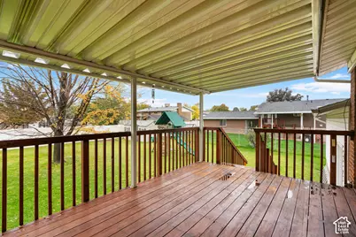 2202 N 1300 W, Clinton, UT 84015 - Photo 27