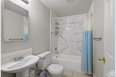 1407 W 2350 S, Woods Cross, UT 84087 - Photo 29