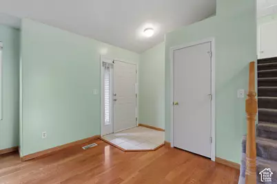 1407 W 2350 S, Woods Cross, UT 84087 - Photo 5