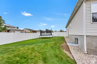 8489 S Silo Dr W, West Jordan, UT 84081 - Photo 29