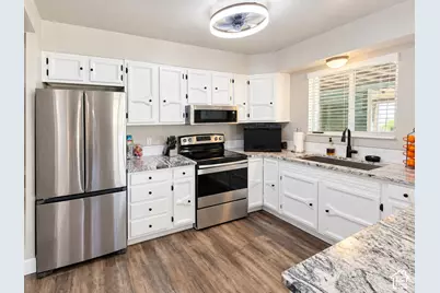 595 E 100 S, Nephi, UT 84648 - Photo 3