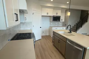 5170 N Mountain Point, Lehi, UT 84048 - Photo 3