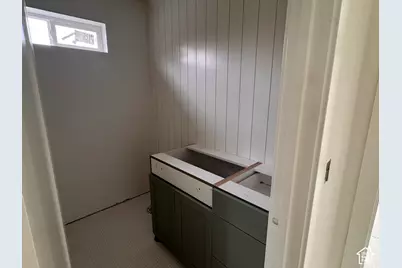 224 S 950 E #1, Layton, UT 84041 - Photo 11
