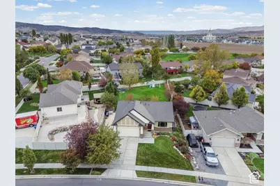 380 W Hillside Dr, Saratoga Springs, UT 84045 - Photo 7
