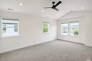 284 E Legacy Trail Ln S, Midvale, UT 84047 - Photo 13