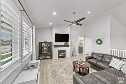 1282 W 425 S, Layton, UT 84041 - Photo 9
