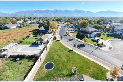 1282 W 425 S, Layton, UT 84041 - Photo 35