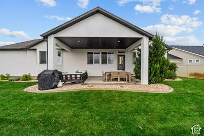 1282 W 425 S, Layton, UT 84041 - Photo 29