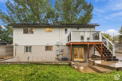 580 E Aloha Ln, Sandy, UT 84070 - Photo 39