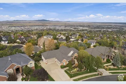 4438 S Devonshire Dr E, Bountiful, UT 84010 - Photo 57