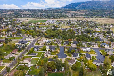 7635 S 1950 E, South Weber, UT 84405 - Photo 9